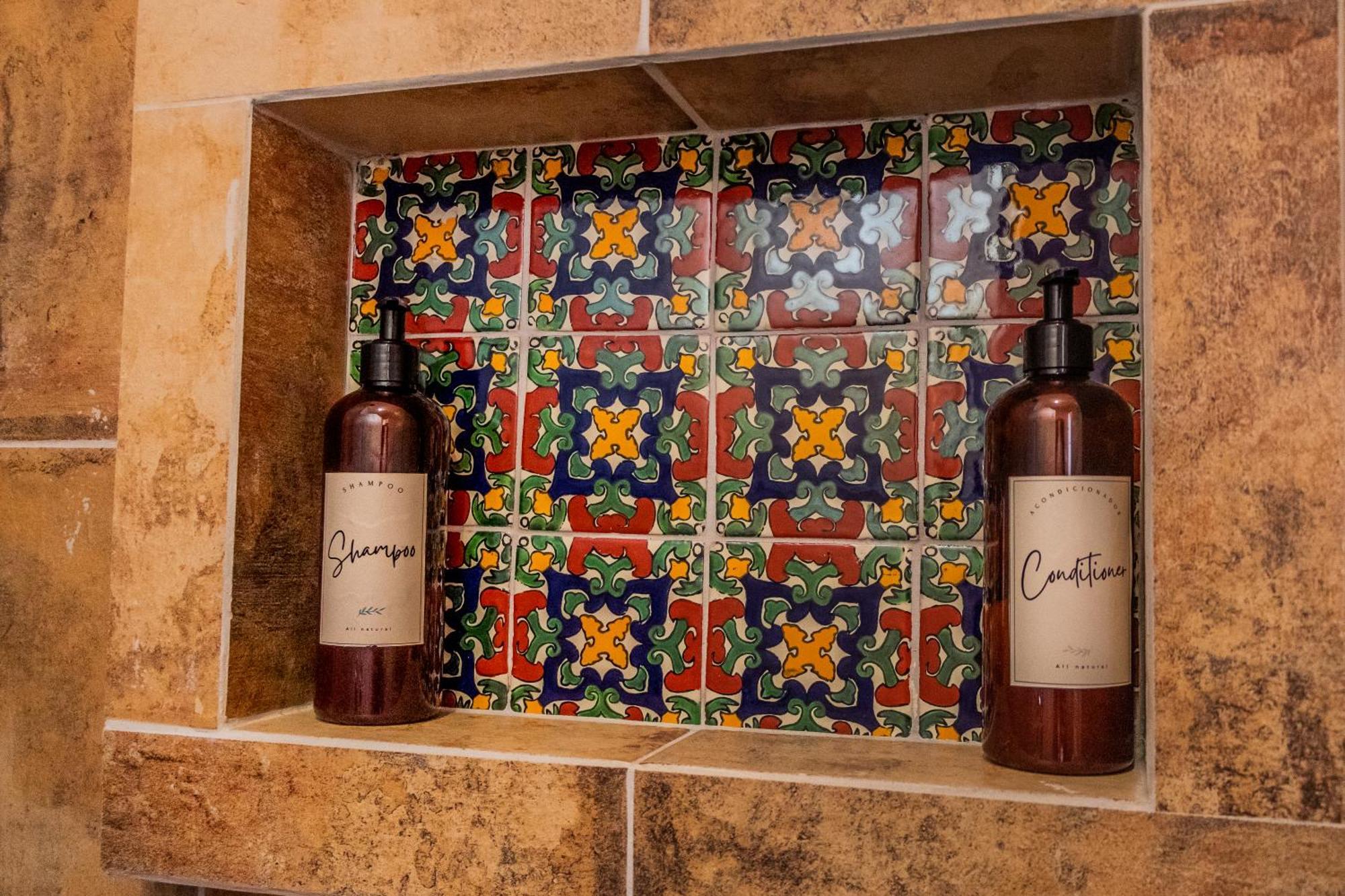 Casa De Hospedaje -La Abadia De San Pedro Guadalajara Ngoại thất bức ảnh