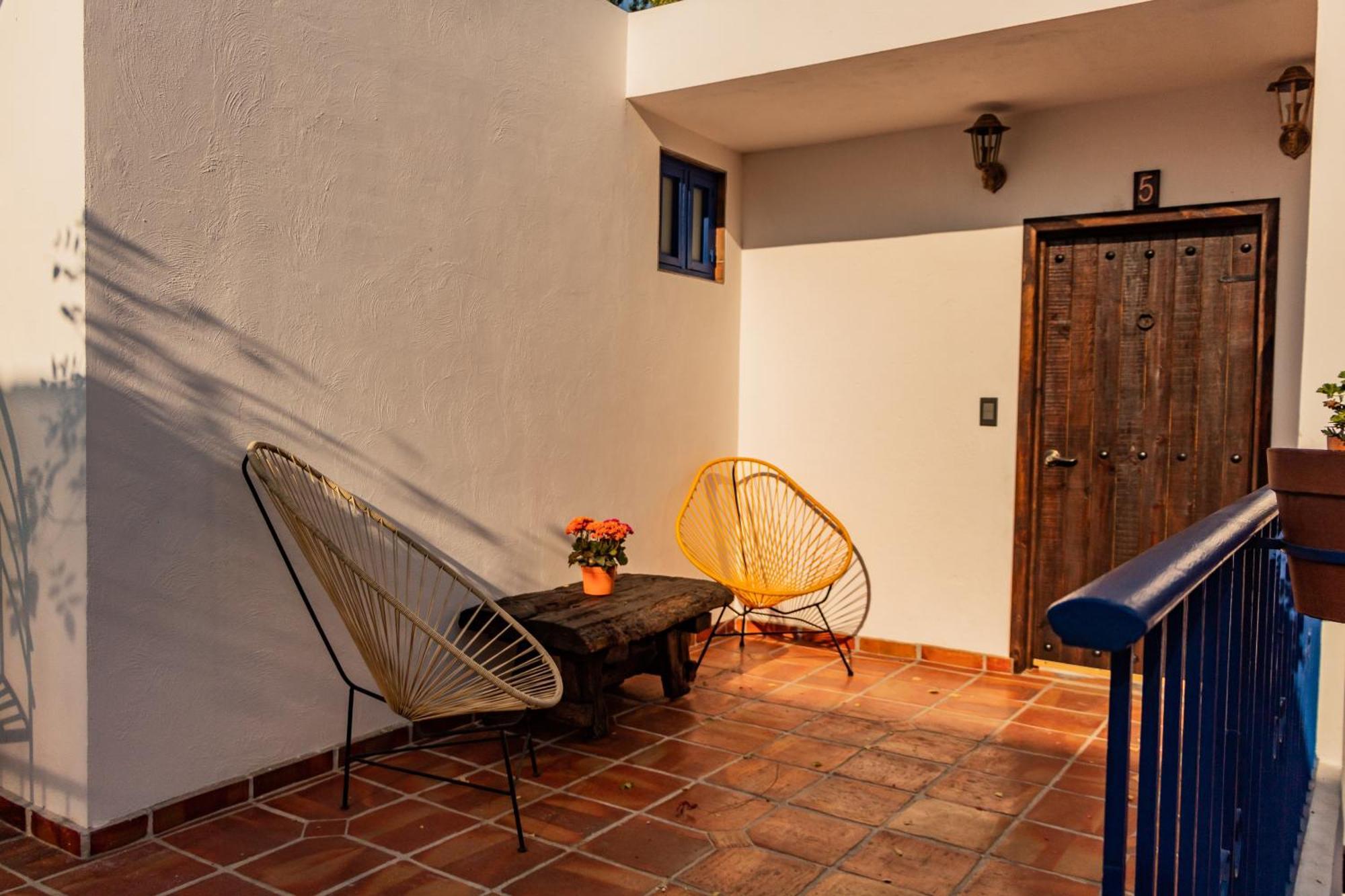 Casa De Hospedaje -La Abadia De San Pedro Guadalajara Ngoại thất bức ảnh